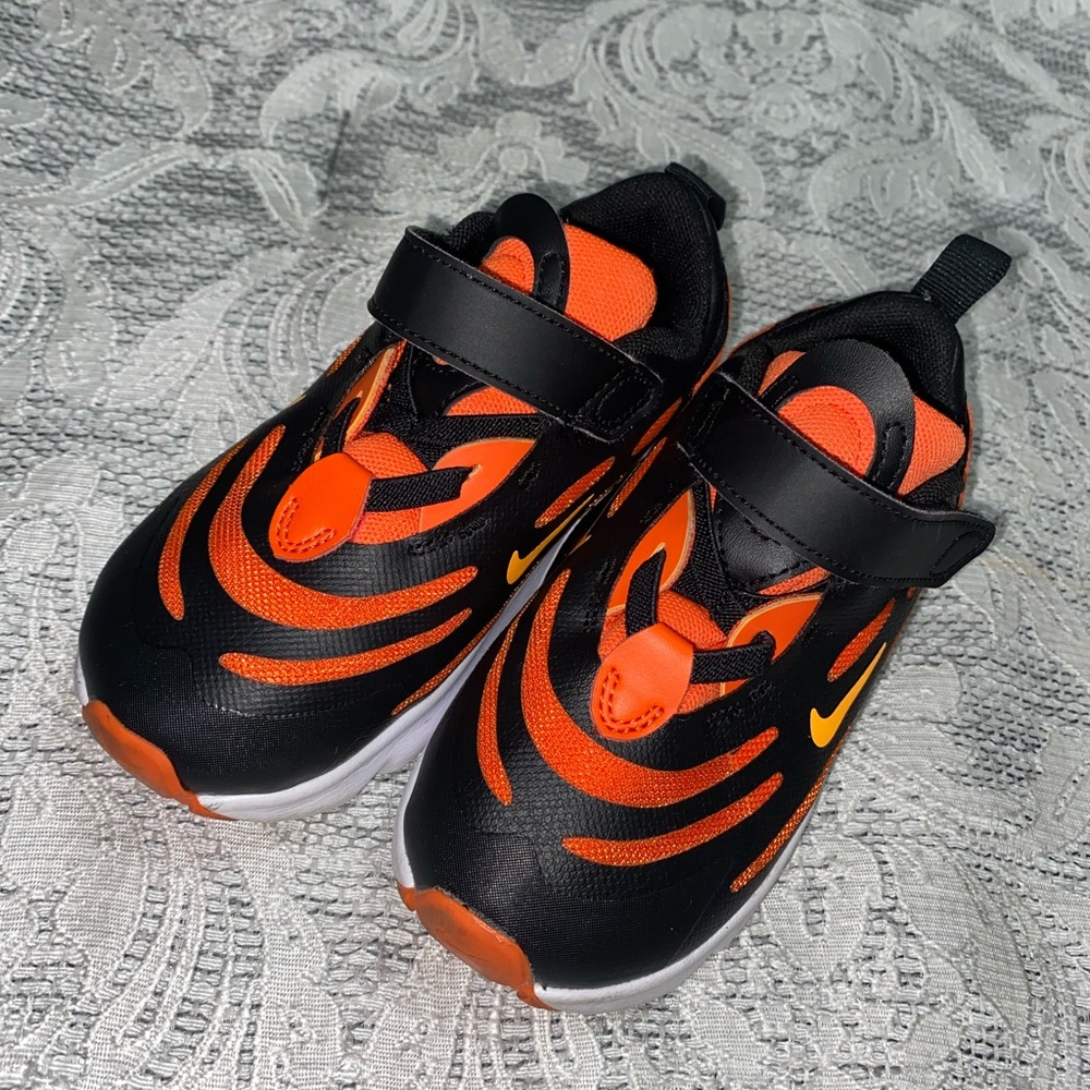 Nearly brand new Nikes!